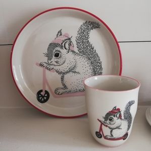 Child's squirrel cup and plate set